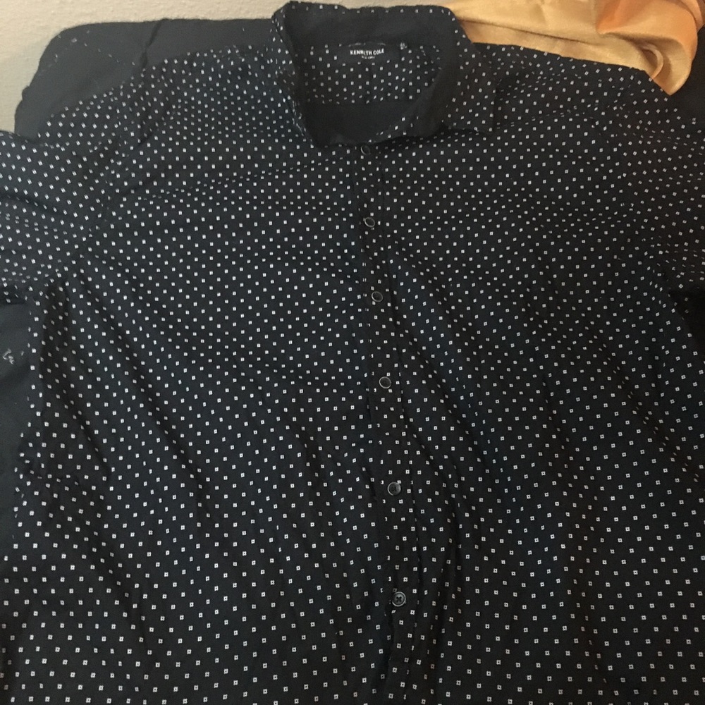 Black and White 4X dress shirt